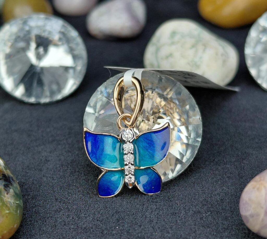 Butta Bomma Jewellery Locket